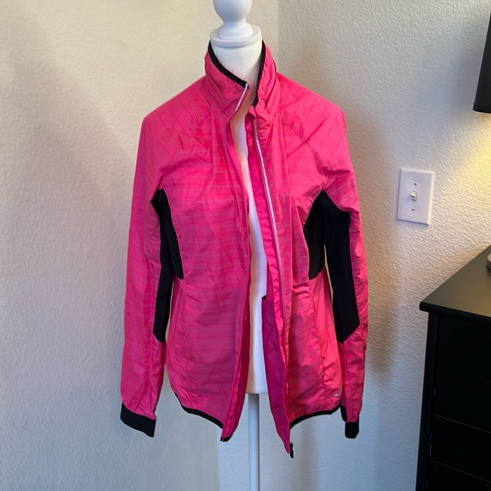 bcg BioViz Pink & Black Long Sleeve Windbreaker - Size Medium